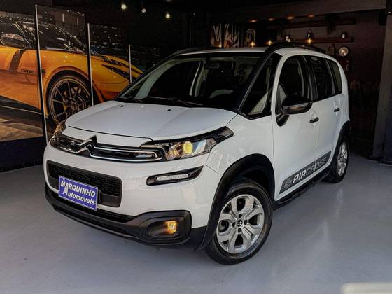 CITROËN AIRCROSS 1.6 VTI 120 FLEX LIVE MANUAL CITROËN AIRCROSS 1.6 VTI 120 FLEX LIVE MANUAL
